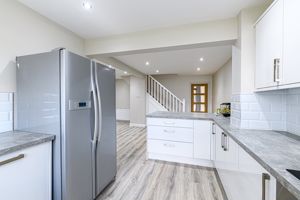 Dining Kitchen- click for photo gallery